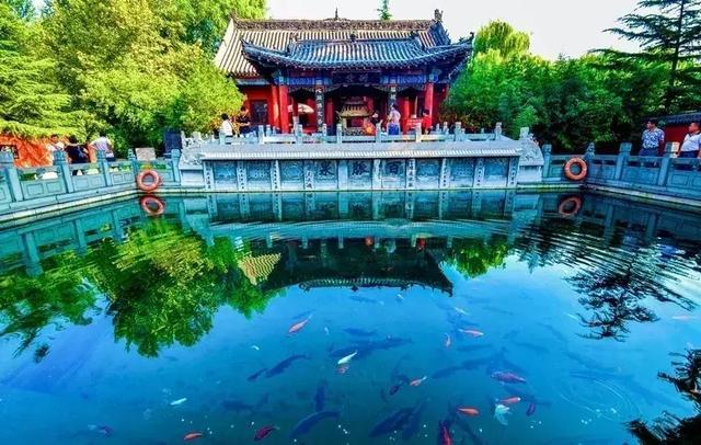 谁说济南没有夜生活细数济南这些高颜值酒吧！这就是我认识的济南