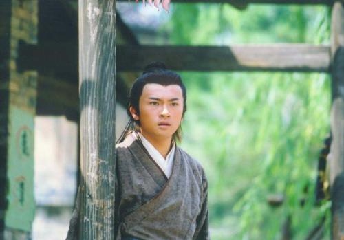 周芷若在灵蛇岛为什么要害蛛儿,周芷若灵蛇岛到底怎么回事