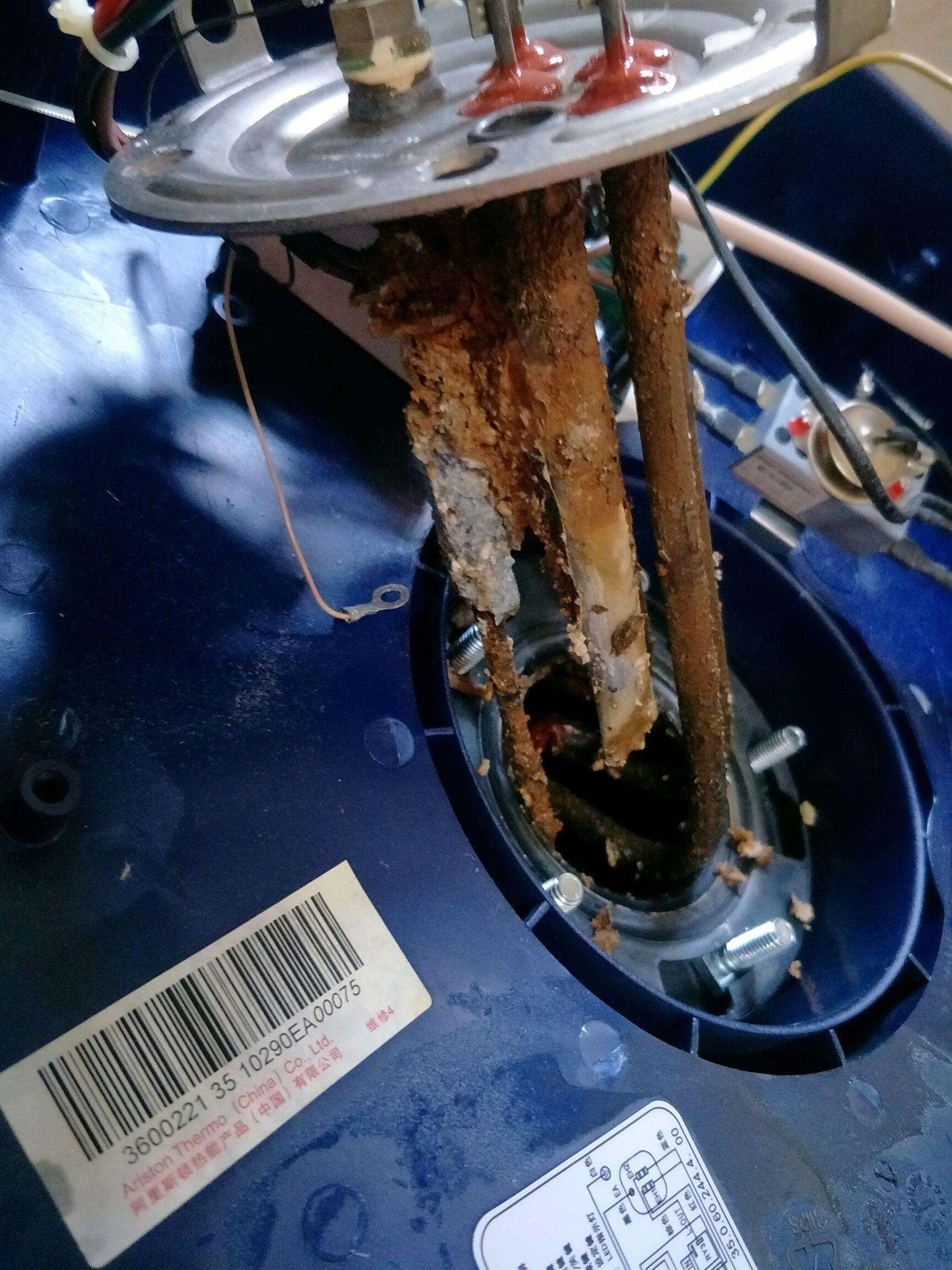 热水器出水很慢是什么原因,热水器水流或大或小什么原因