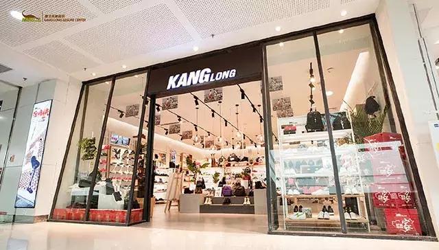 奥康和达芙妮女鞋哪个质量好,奥康是不是收购了达芙妮的鞋子