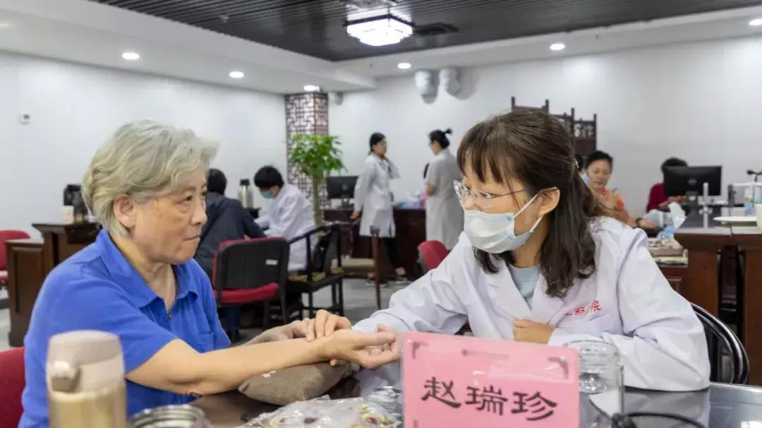 「名医荟萃守护健康」王府医院御生堂名医馆正式开业