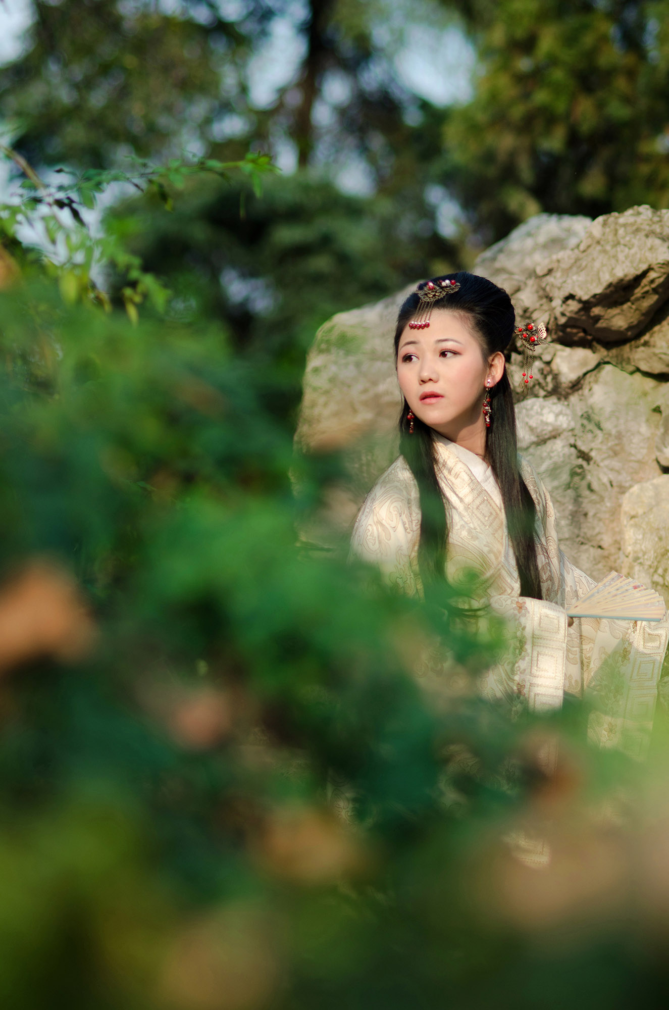 尼康d7000拍摄画面暗怎么调亮,尼康d7000和d700画质对比