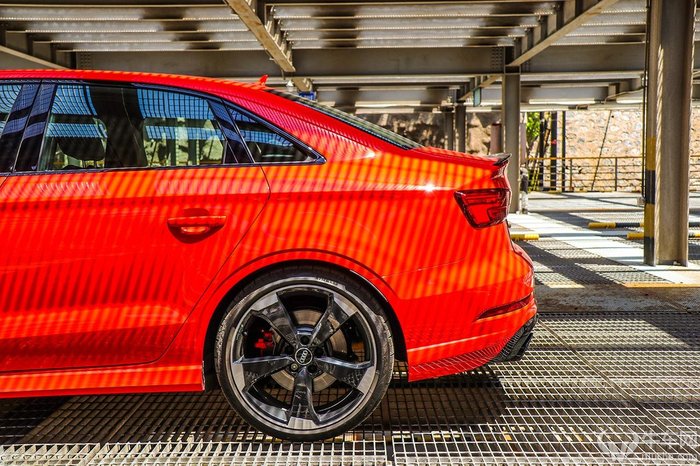 新款奥迪rs3实测,全新奥迪rs3到店测评