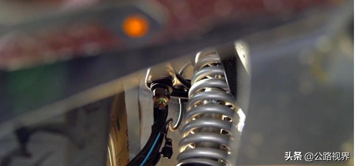 丰田陆巡2022款黑武士4500柴油版,陆巡兰德酷路泽4500vxsgts顶配