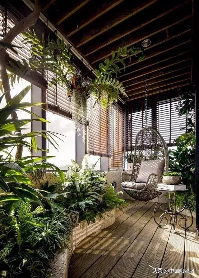 外阳台砖怎么贴最好看,阳台贴白色砖好看还是灰色的好看