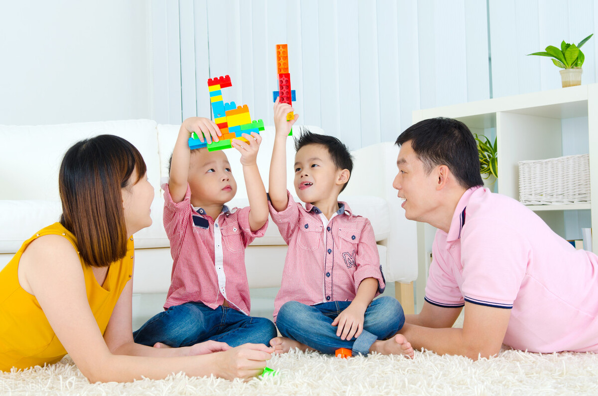 孩子说话比同龄人差很多怎么办,孩子说话不会跟人交流