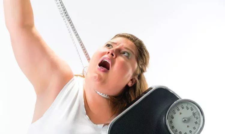 冬季双腿常常怕冷为什么,冬天双腿怕冷要补充什么