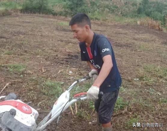 从小培养的人才,从小培养长大成才