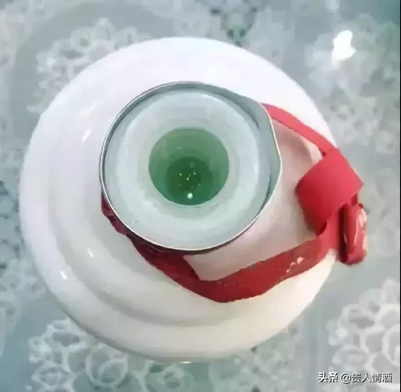茅台酒多一杯怎么倒出来,茅台酒怎么倒出最后一杯