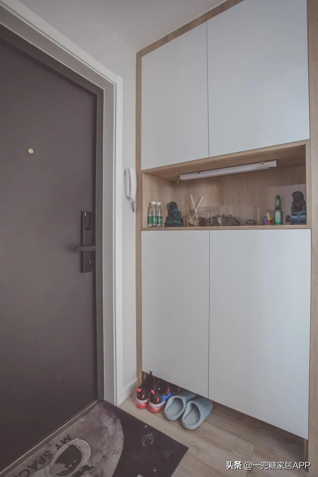 48㎡小家，餐厅可以蹦迪，还带私人影院！小户型都给我学