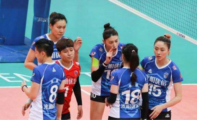 女排痛苦训练,女排姑娘背后的痛