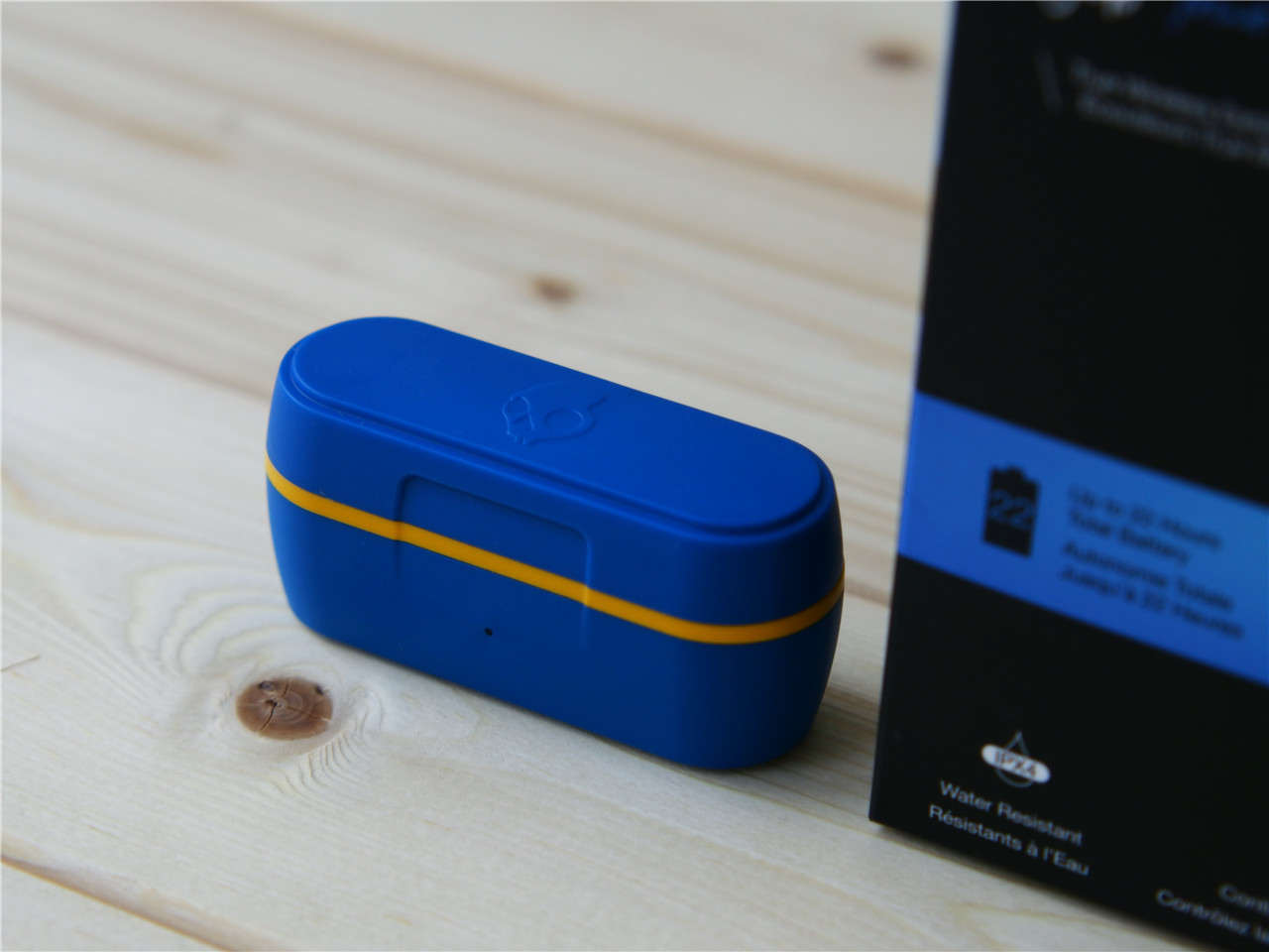 SkullcandyHESHEVO无线头戴蓝牙耳机,骷髅头吉布豆蓝牙耳机测评