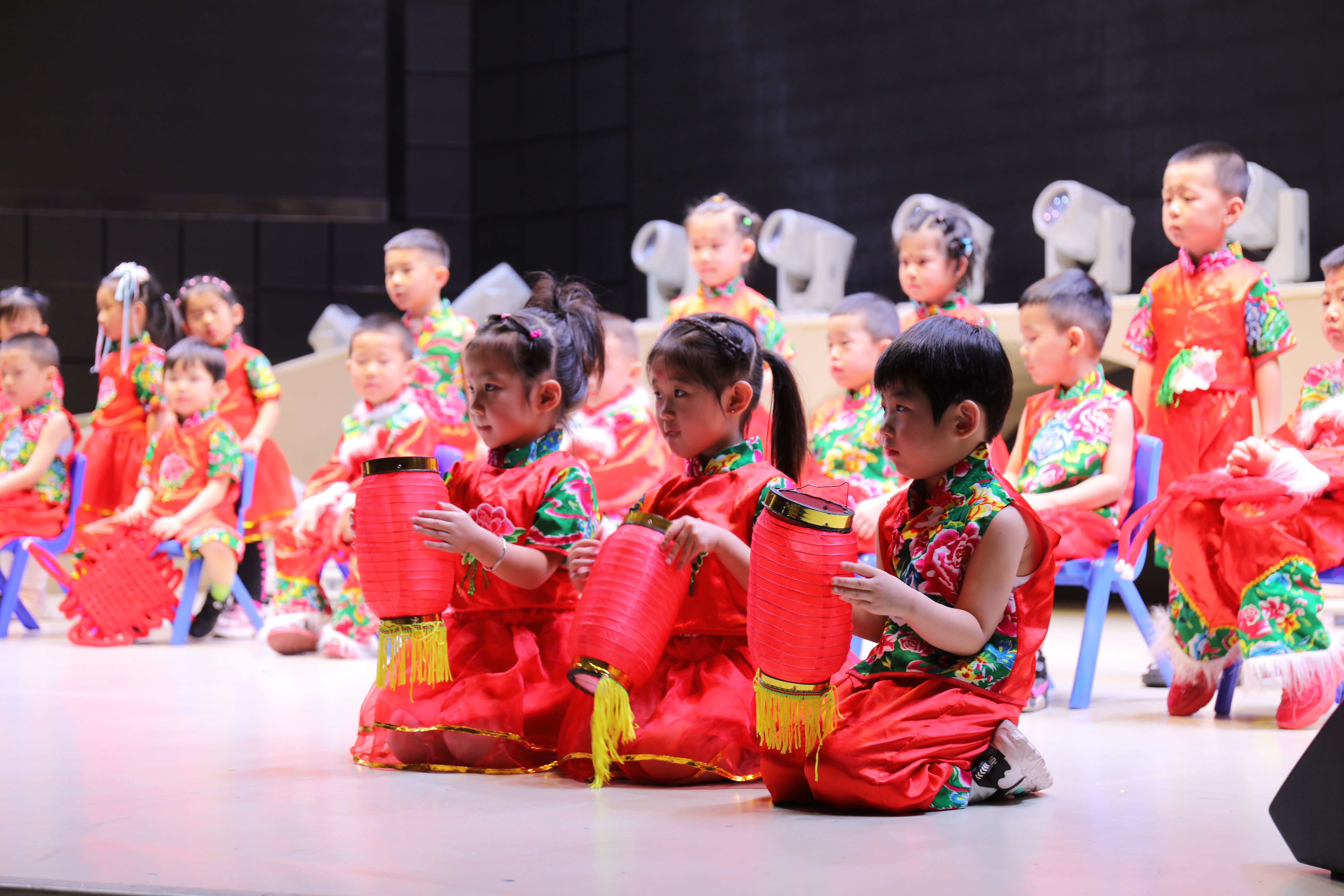 星星幼儿园第一届亲子活动,星星幼儿园亲子运动会