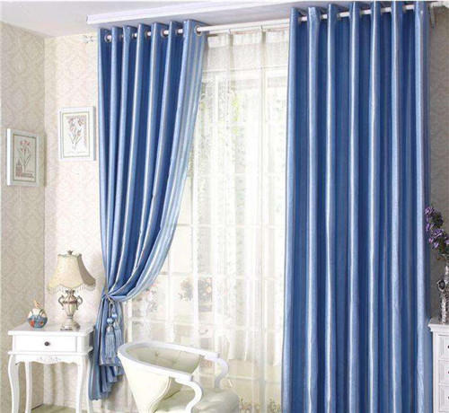 窗帘网上买还是实体店比较好,窗帘买套餐划算吗