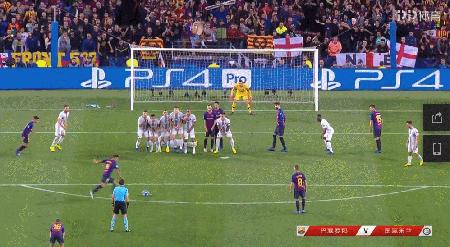 手托下巴、鳄鱼躺，蓝黑中场指挥官在网红路上一去不复返……