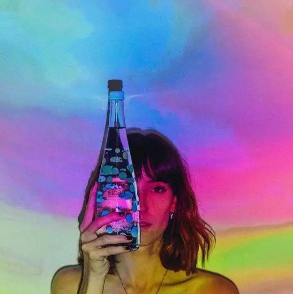 依云如何将一瓶水，卖出奢侈品的味道？