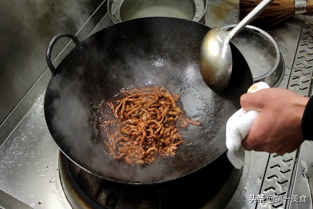 京酱肉丝最正宗的做法教程,京酱肉丝家常做法酱汁教程