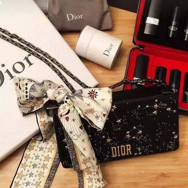 女生最想要的礼物清单图文,圣诞礼物推荐十大女生喜欢的礼物