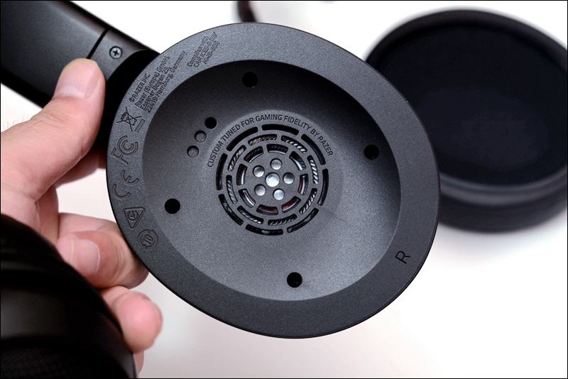 雷蛇入耳式游戏电竞耳机推荐,雷蛇头戴式电竞游戏耳机推荐