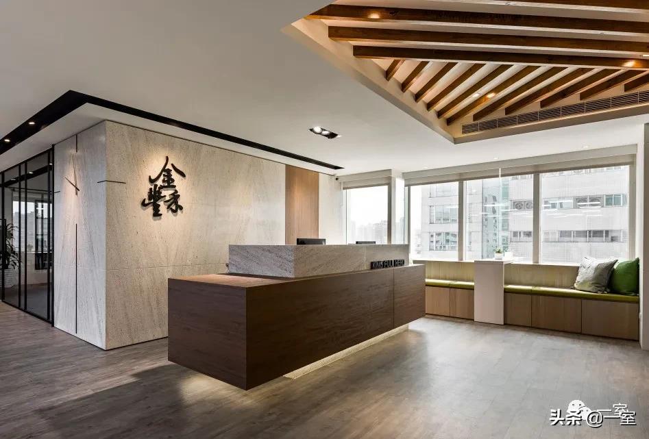 前台怎么设计刚好在楼梯口,前台怎么设计位置