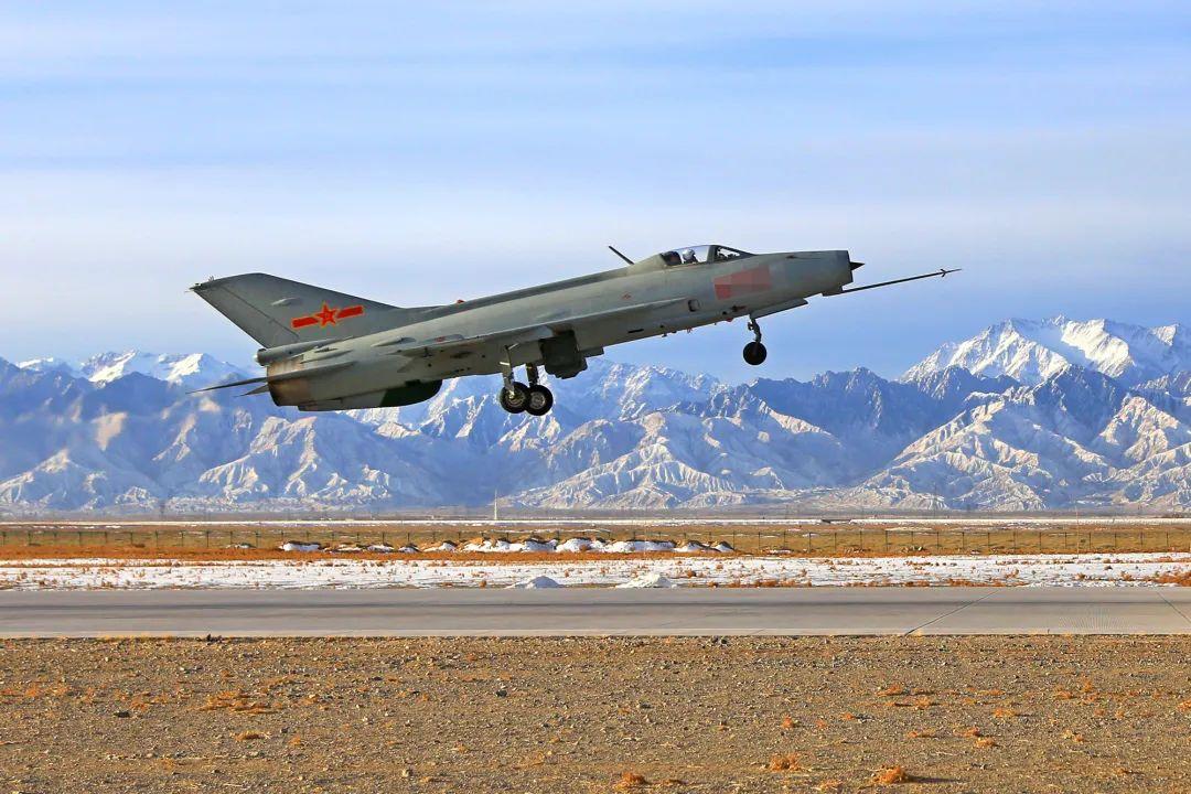 部队文职2023招聘公告,部队文职招聘2023信息表