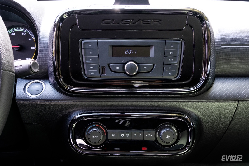 续航300km5万左右纯电车推荐快充,上汽科莱威新四座续航