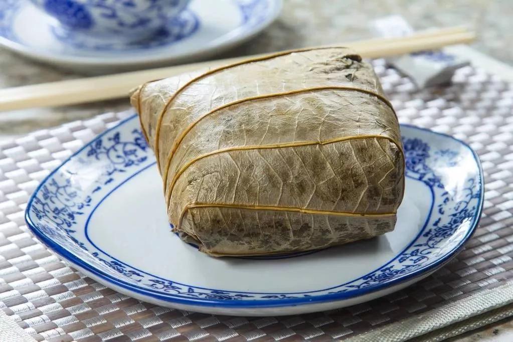 荷叶祛湿的做法,荷叶和什么煲祛湿