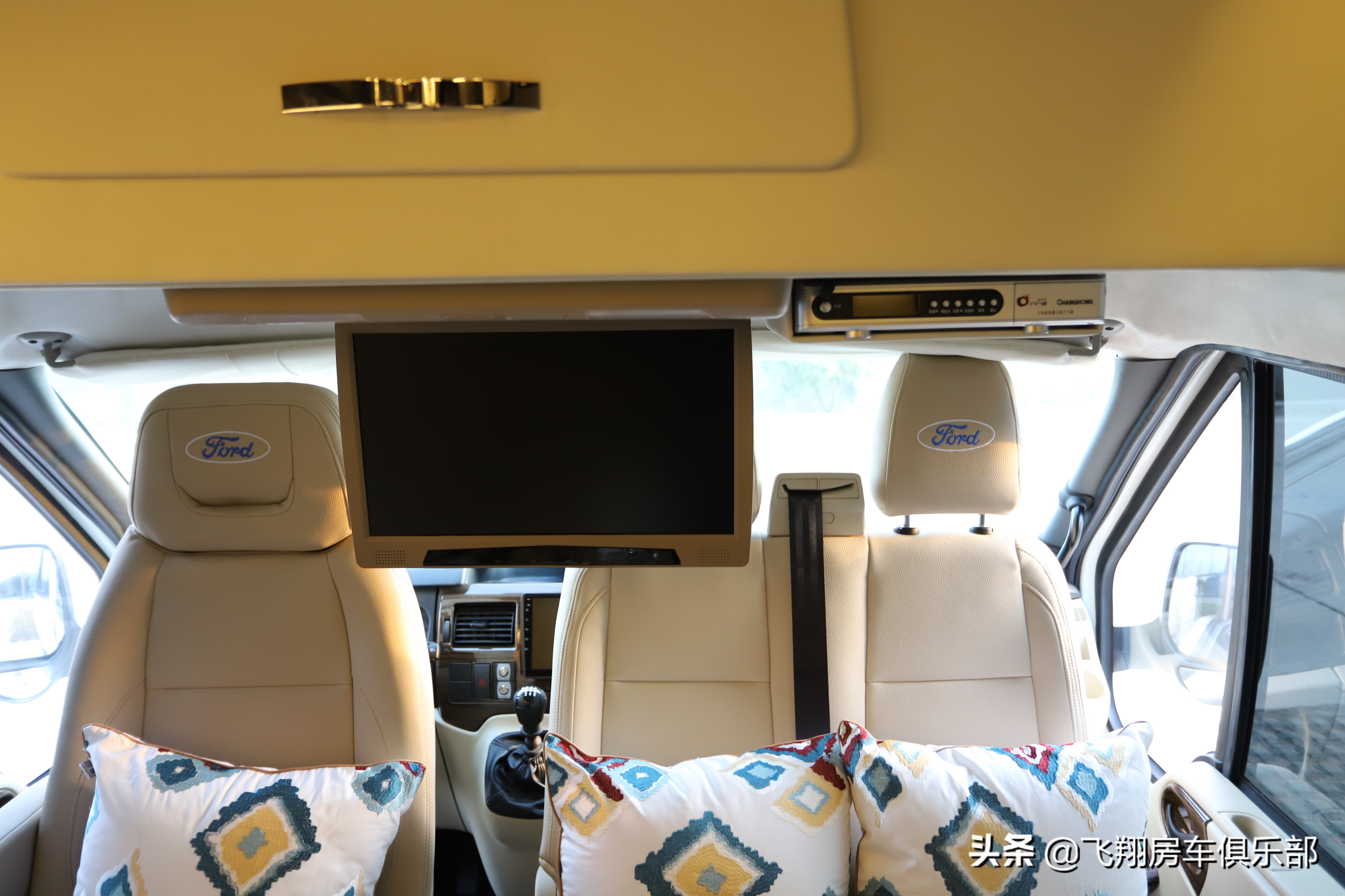 福特新世代b型房车最佳布局,低调的b型房车