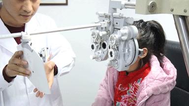 青少年如何快速摆脱近视,怎么能让孩子告别近视眼