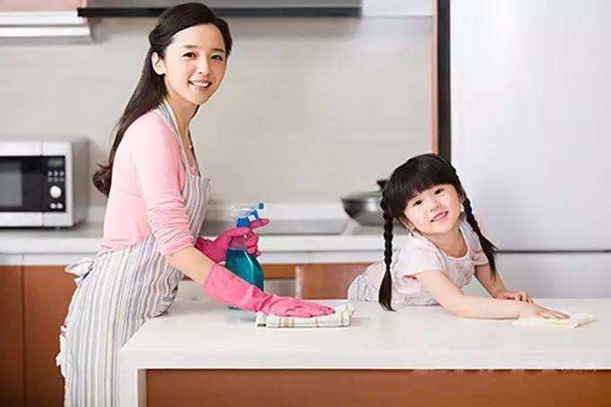 宝宝从小比较淘气怎么办?不妨试试这“4招”,轻松养出乖顺孩子