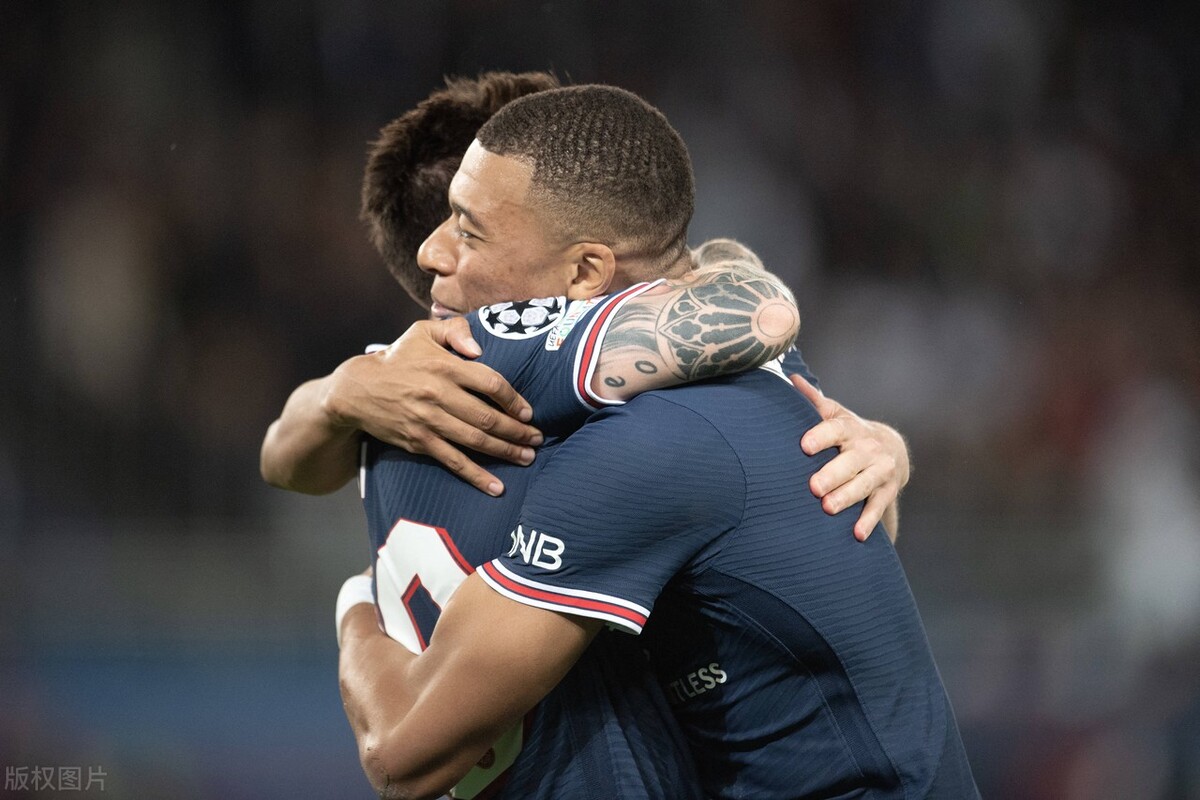 萨拉赫破梅西的世界纪录,欧冠联赛梅西萨拉赫