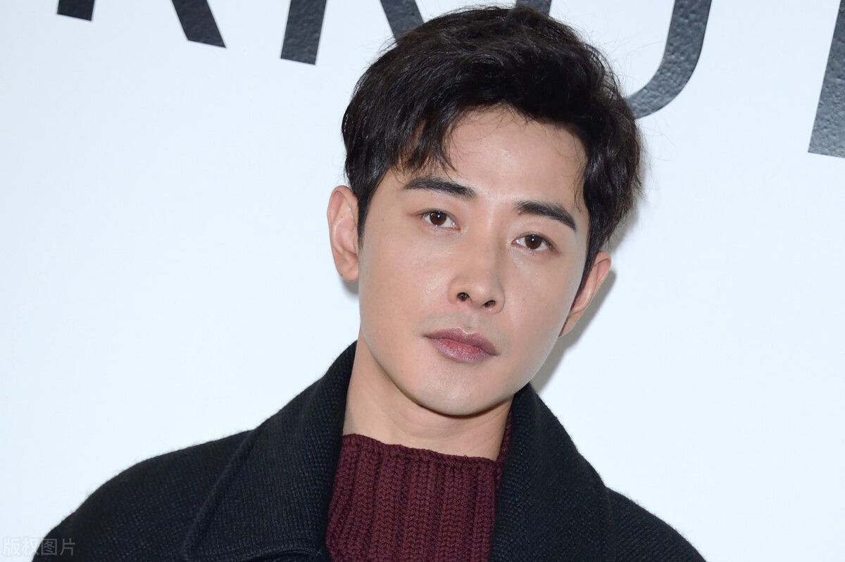 冯绍峰赵丽颖罗晋唐嫣对比,赵丽颖罗晋唐嫣冯绍峰