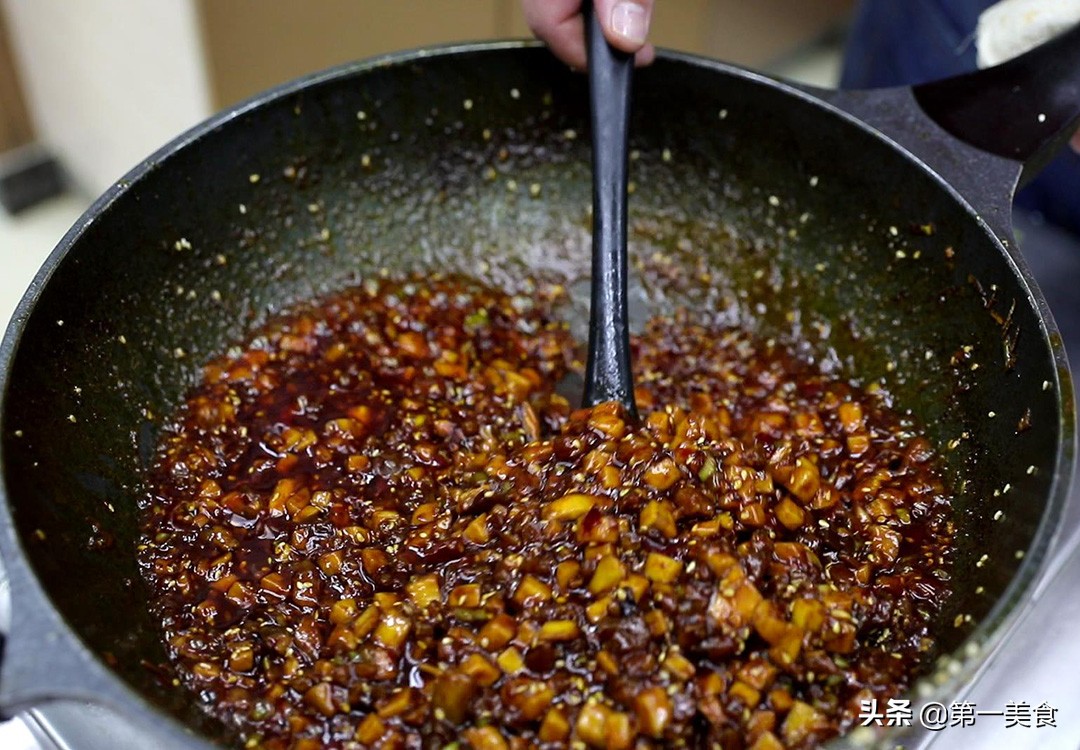 在家制作简单的拌饭酱,学会这3种下饭酱的做法