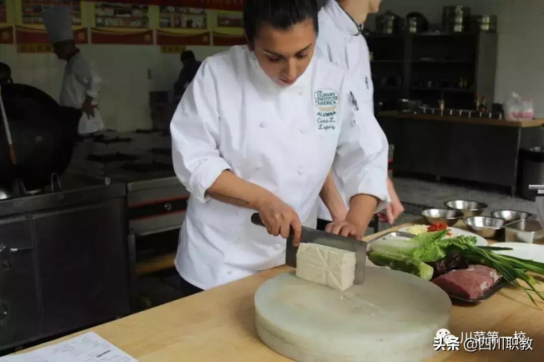 川菜全国第一,全球十大美食烹饪学校