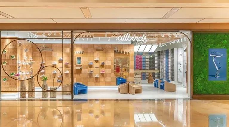 小李子与苹果总裁库克,库克和小李子