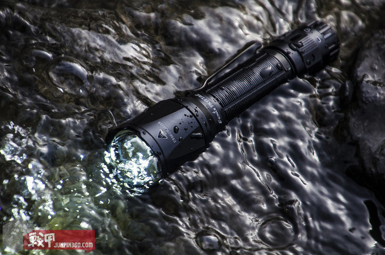 fenix手电tk06,fenixtk16v2.0战术手电