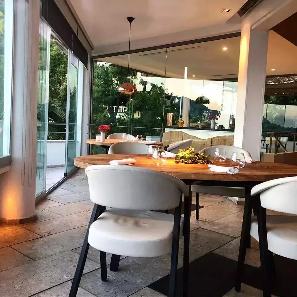 唯美食与爱不可辜负上下句,唯美食和爱不可辜负出自哪里