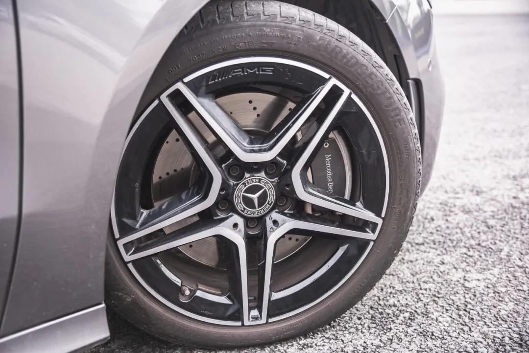 2020款奔驰b260试驾视频,评测奶爸车