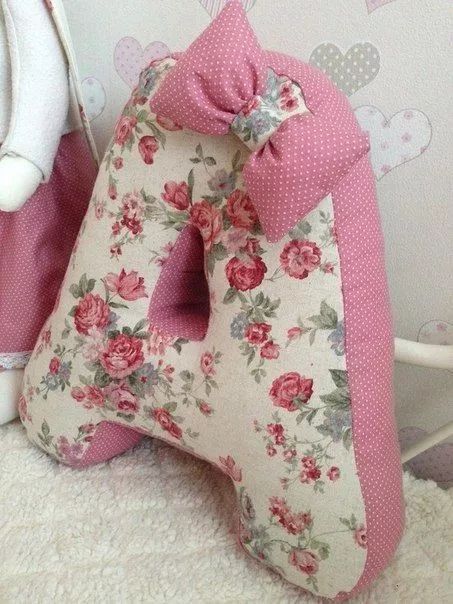 家里的玩偶、抱枕统统不用买，两块布就能缝，布艺手工附教程