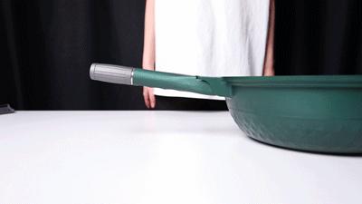 煎蛋不用油的平底锅,煎蛋不用油可以做吗