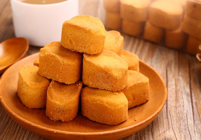 凤梨酥传统小吃,春季限定酸酸甜甜凤梨酥