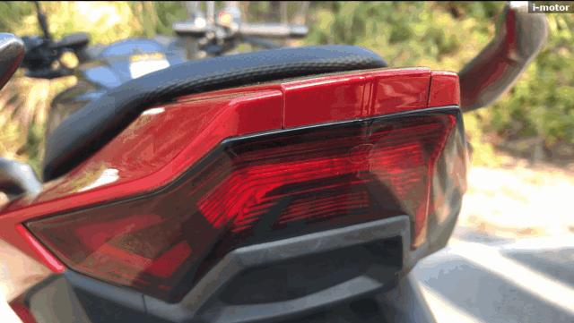 老司机飙车秋名山,秋名山老司机pk跑车