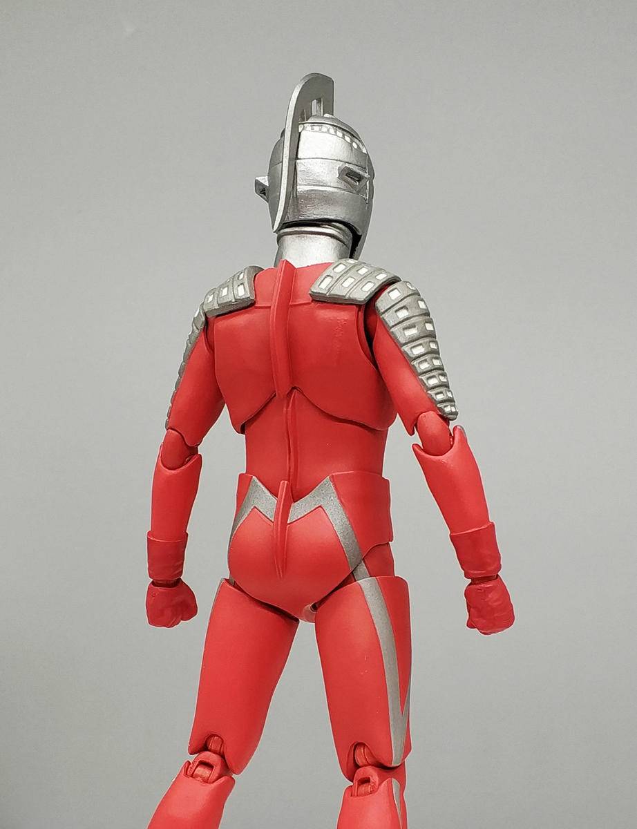 模玩机设:以弹之名守望地球地球的赤红巨人SHF赛文