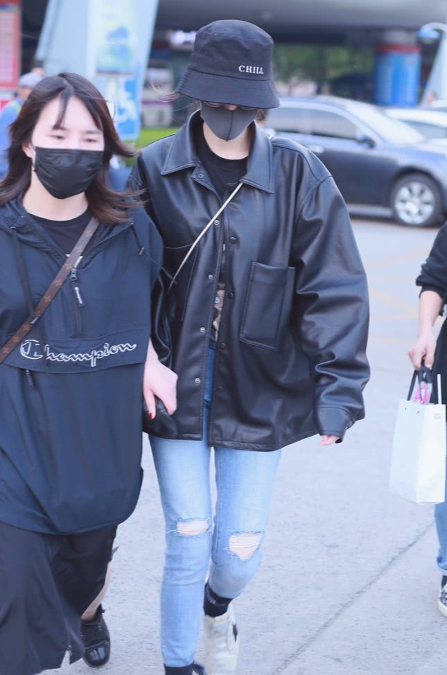 迪丽热巴同款竖条纹裤,迪丽热巴穿的格子裤