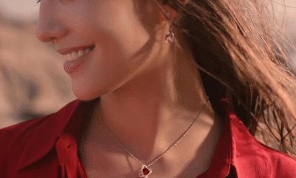 气质女生饰品,气质女神都戴这几种首饰