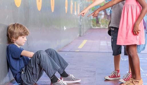 孩子被同学欺负家长算账,孩子被同学欺负妈妈霸气反击