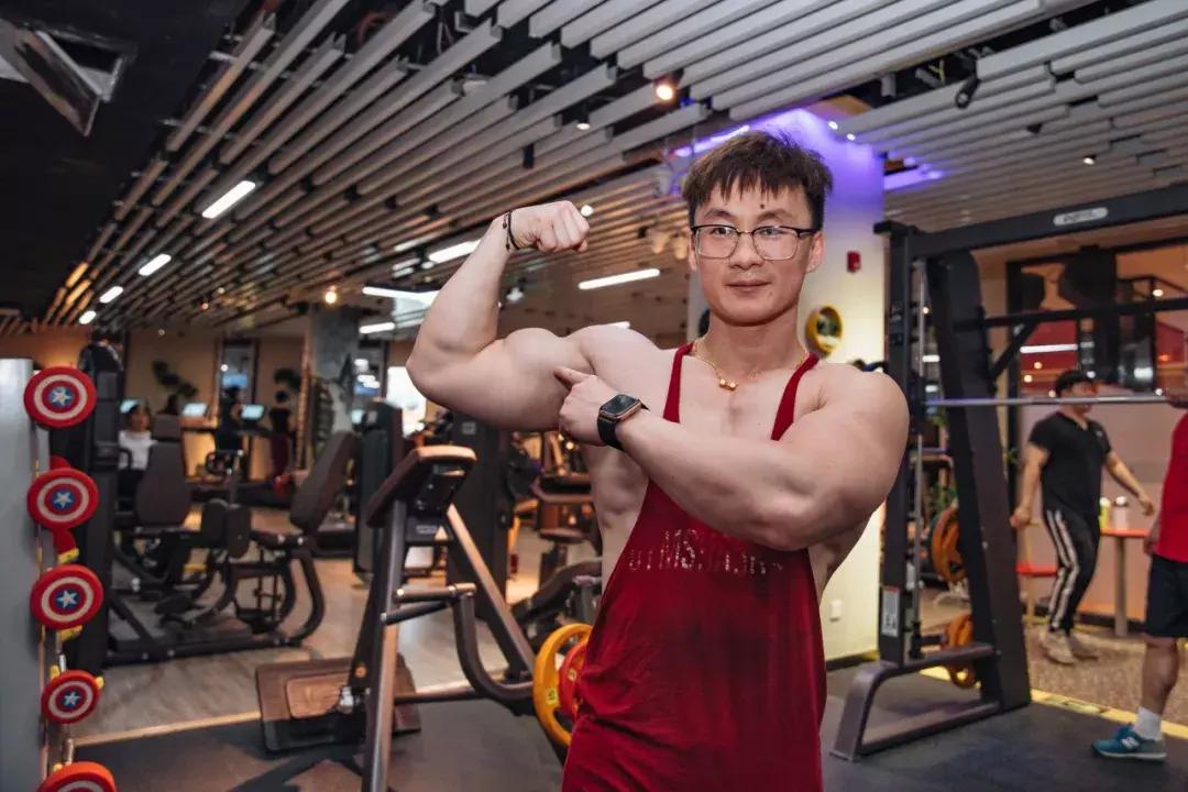 30岁转行健身教练太晚了,27岁当健身教练五年竟然还负债