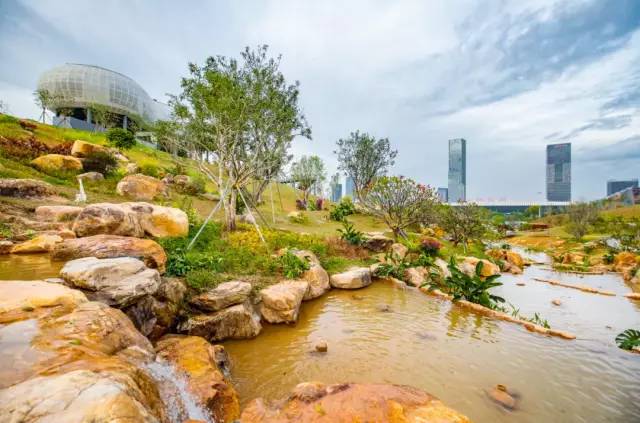 深圳北站中心公园现状,深圳北站旅游公园