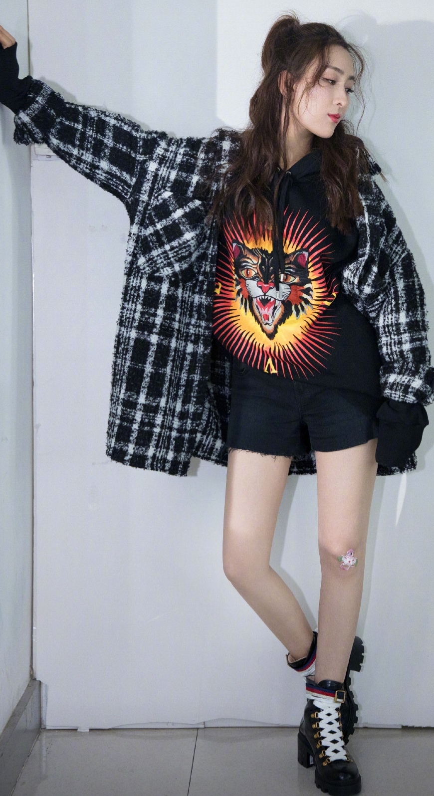 马苏惊艳露脐装写真,马苏惊艳礼服