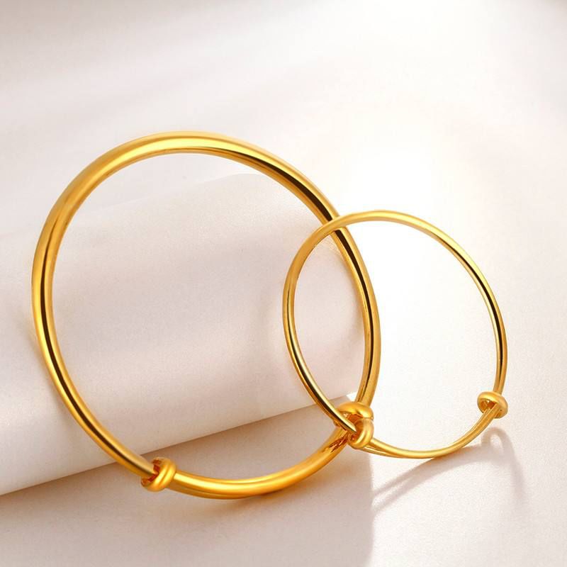 黄金圆棍手镯和扁平手镯优缺点,怎么看自己适合什么样的黄金手镯